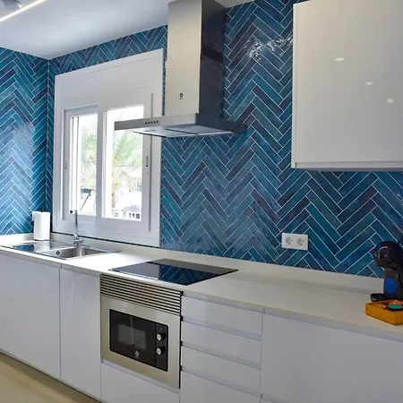 Ballesteros Sunset B Apartment *