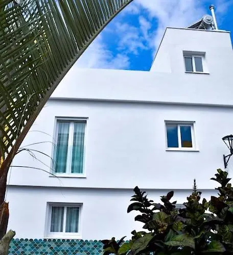 Ballesteros Sunset B Apartment *