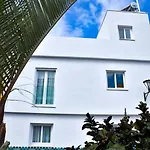 Ballesteros Sunset B Appartement *