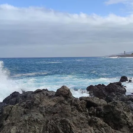 Ballesteros Sunset B Apartmán *